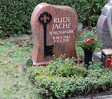 Grabmal Multicolor mit Metallschlüssel