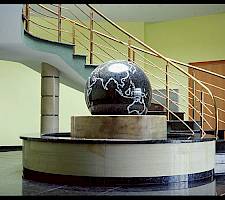 Schwimmende Kugel Brunnen mit Granitkugel